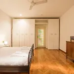 Appartement Via Piero Della Francesca 38 Milaan