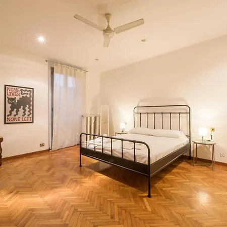 Appartement Via Piero Della Francesca 38 Milaan