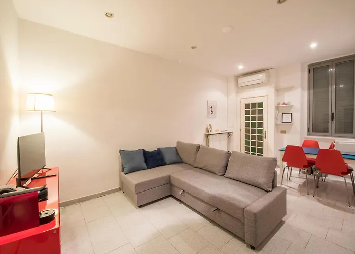 Via Piero Della Francesca 38 Διαμέρισμα *